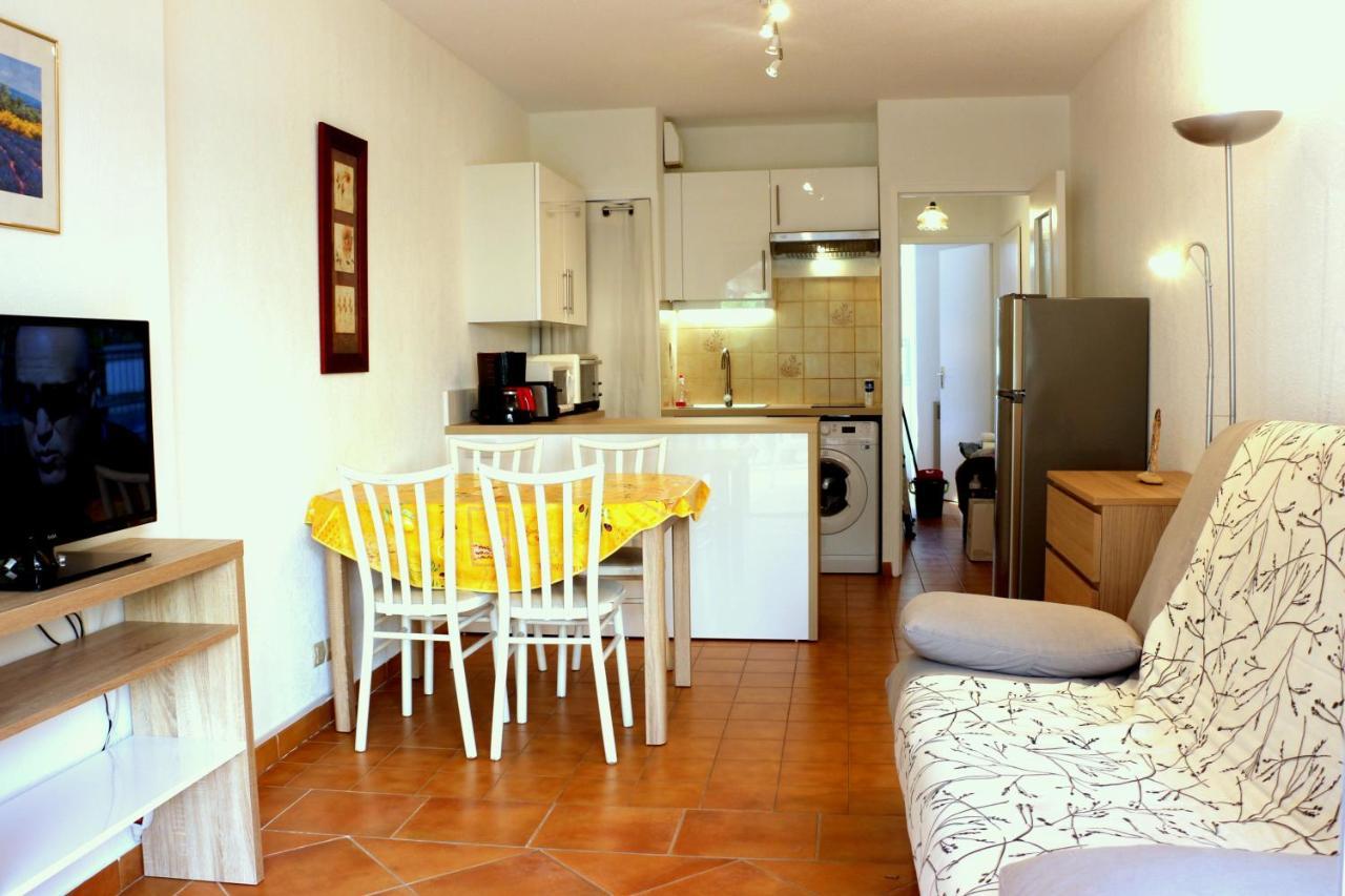 T2 Terrasse, Bormes Les Mimosas La Faviere, 5 Pers, 5 Mn A Pieds Des Plages Et Commerces Экстерьер фото
