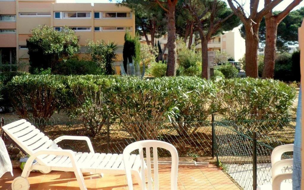 T2 Terrasse, Bormes Les Mimosas La Faviere, 5 Pers, 5 Mn A Pieds Des Plages Et Commerces Экстерьер фото